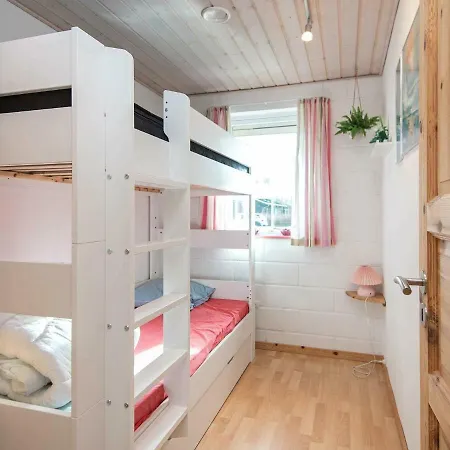 Holiday Lv Tatil Evi